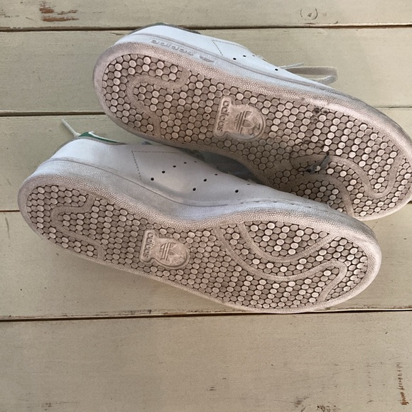 Stan Smith, Adidas Tennis Shoes, Women’s 6 - Picture 4 of 7